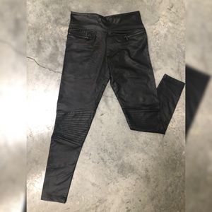 Leather look leggings.